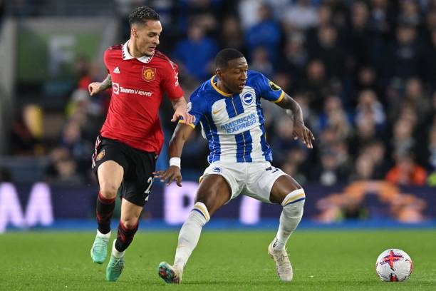 突出重围的 突出重围的